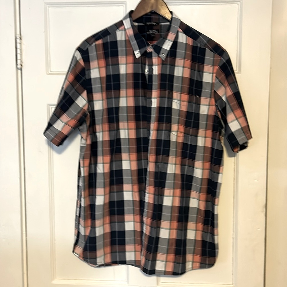 Men’s short sleeve, casual shirt, button-down, size L, grey / orange plaid.